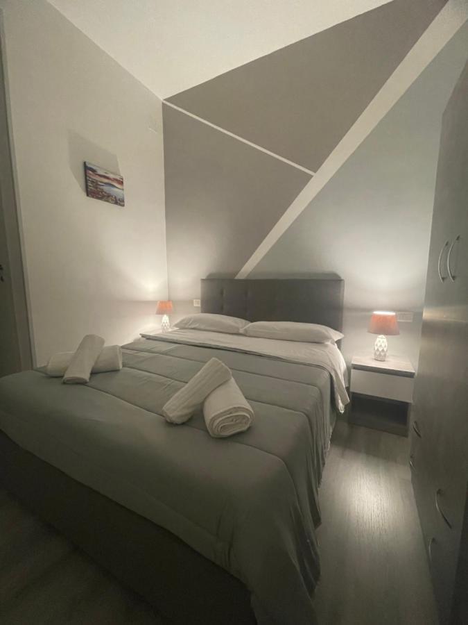 Garibaldi Guest House Napoli Ngoại thất bức ảnh