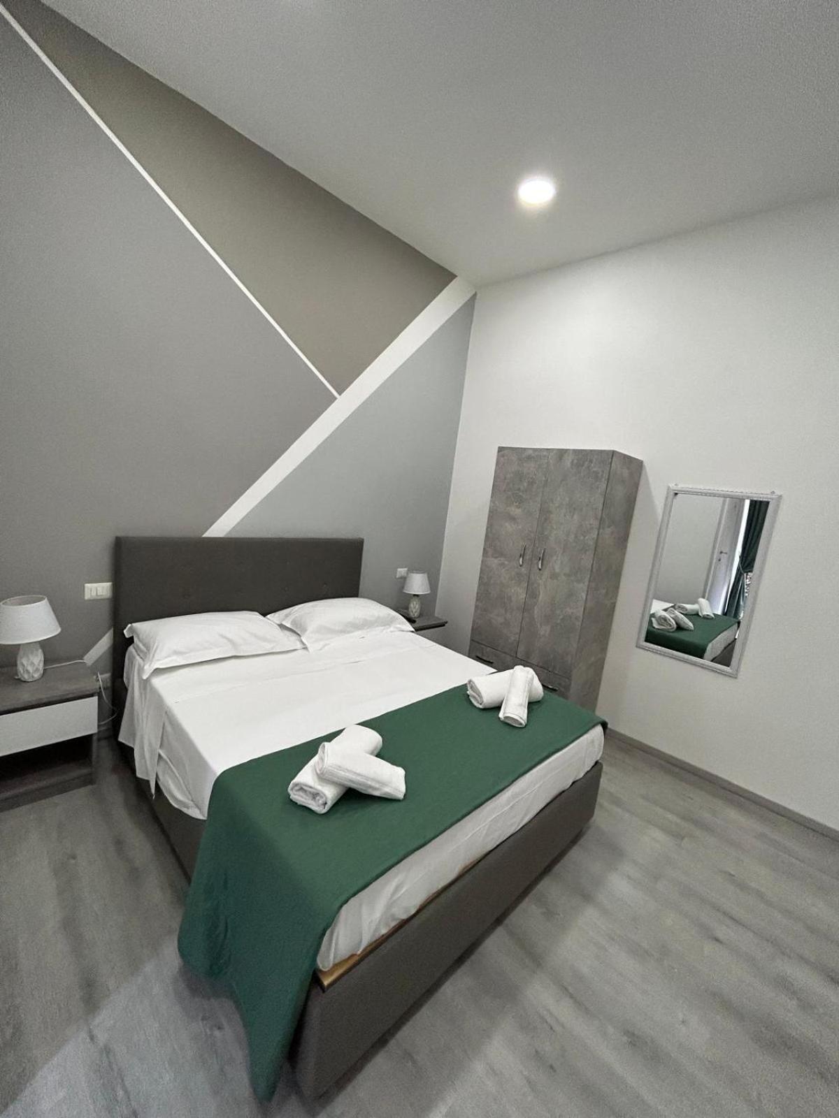 Garibaldi Guest House Napoli Ngoại thất bức ảnh