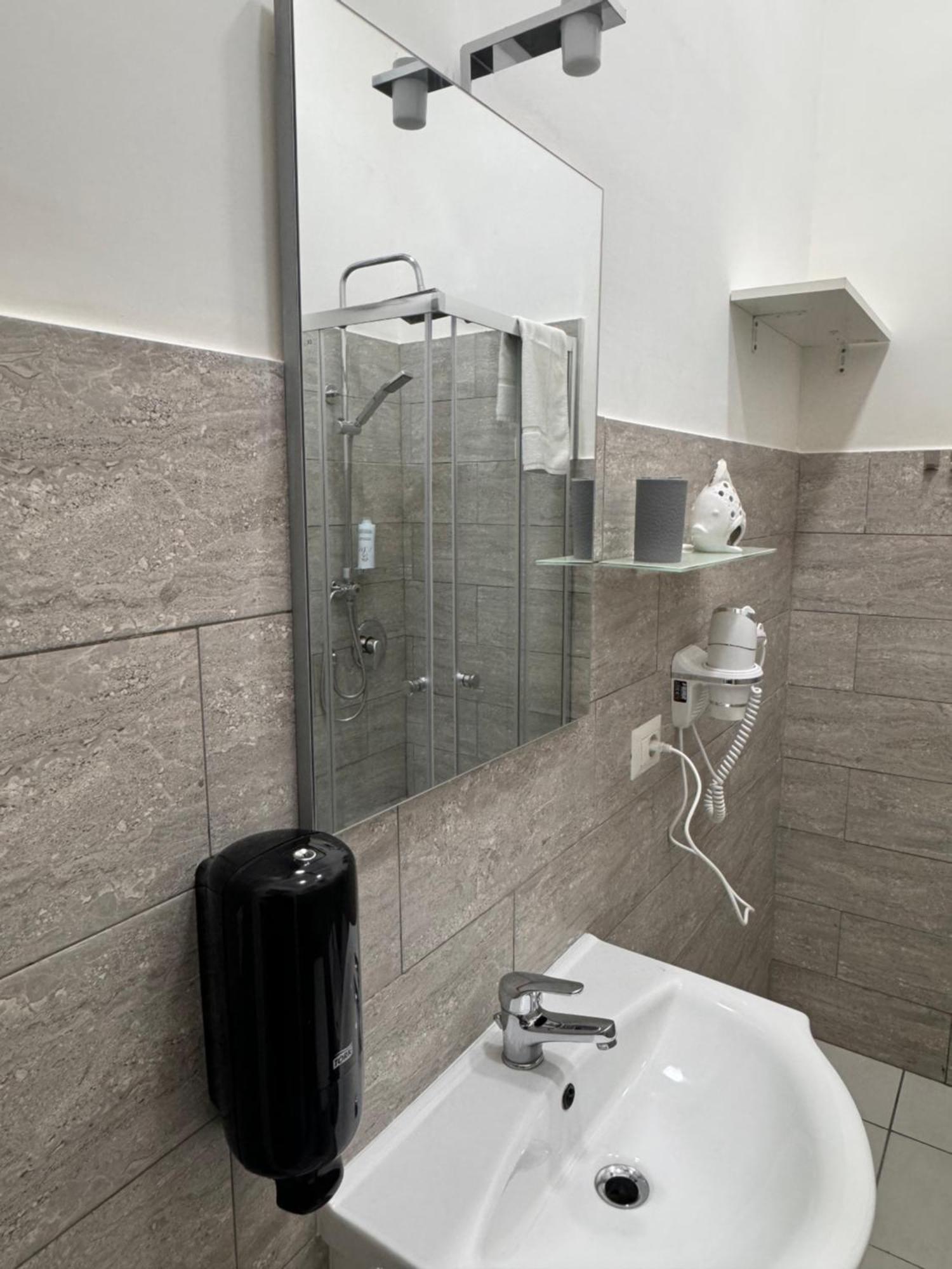 Garibaldi Guest House Napoli Ngoại thất bức ảnh